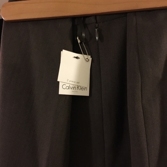 Size 16 Calvin Kline Skirt Suit NWT - Picture 7 of 8